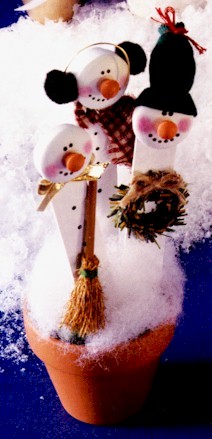 snowmen.jpg (31272 bytes)