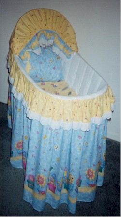 bassinet3.jpg (32782 bytes)